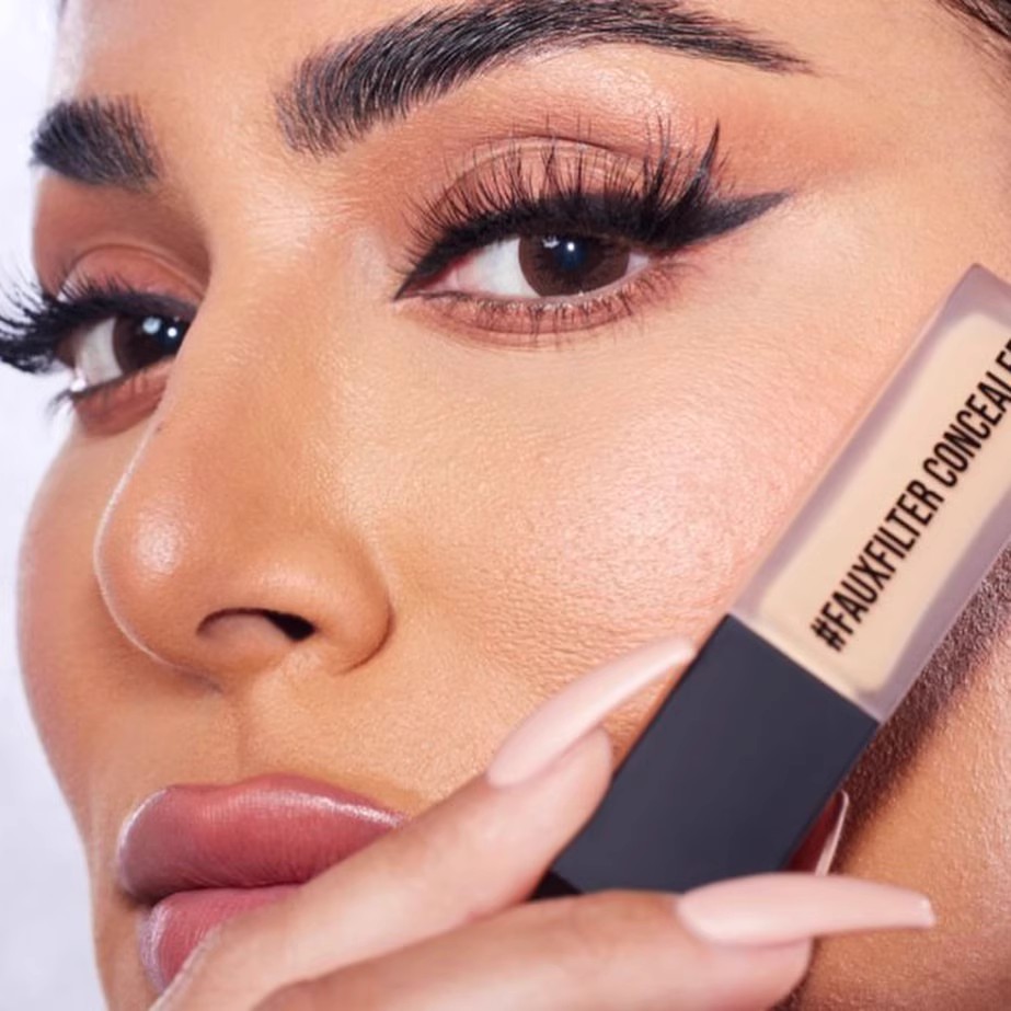 Huda Beauty Faux Filter Lumino – обзор и цена Beauty Huda Makeup