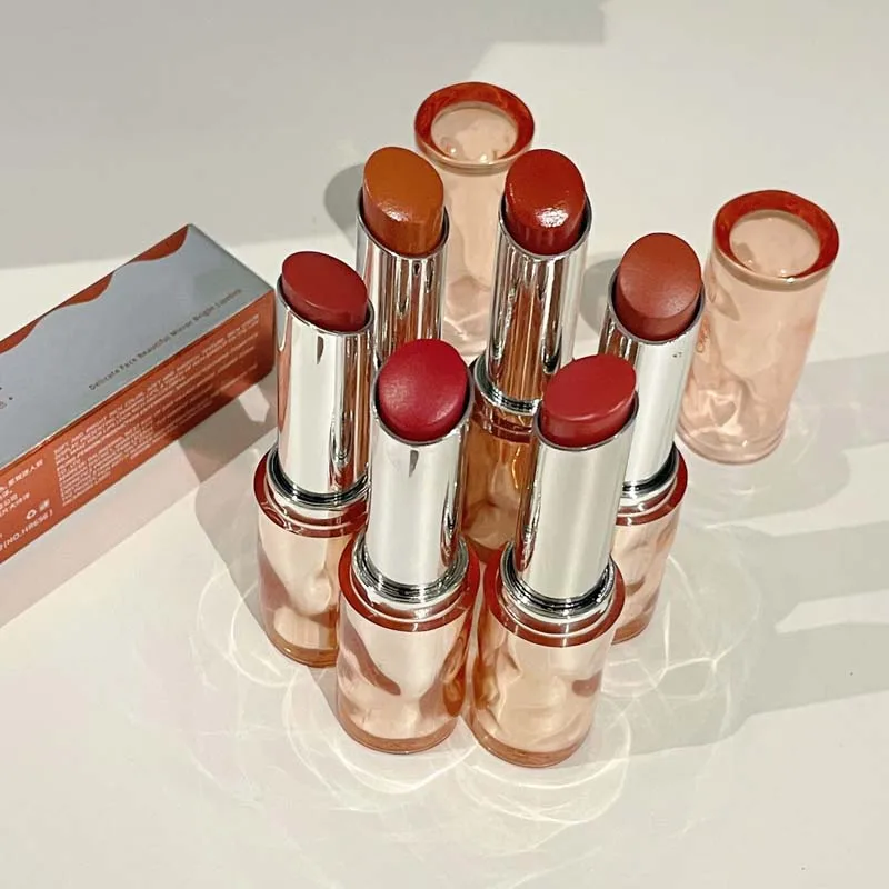 Mirror Light Lipstick Delicate – обзор и цена Beauty Without Makeup