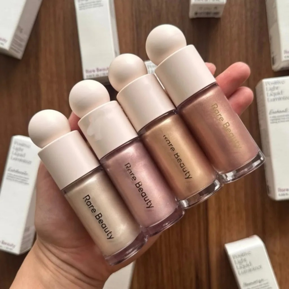 Rare Beauty Light Silky Highli – обзор и цена Rare Beauty Makeup Highlighter