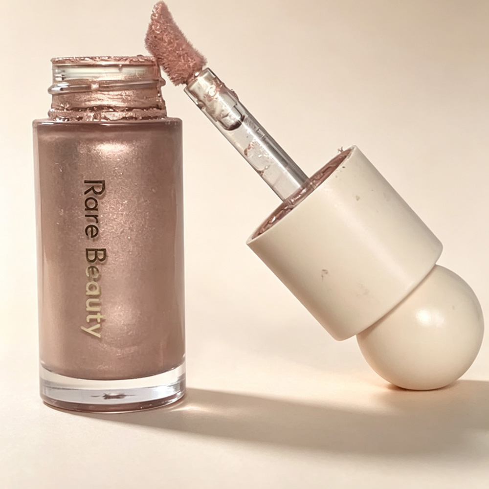 Rare Beauty Light Silky Highli – обзор и цена Rare Beauty Makeup Highlighter