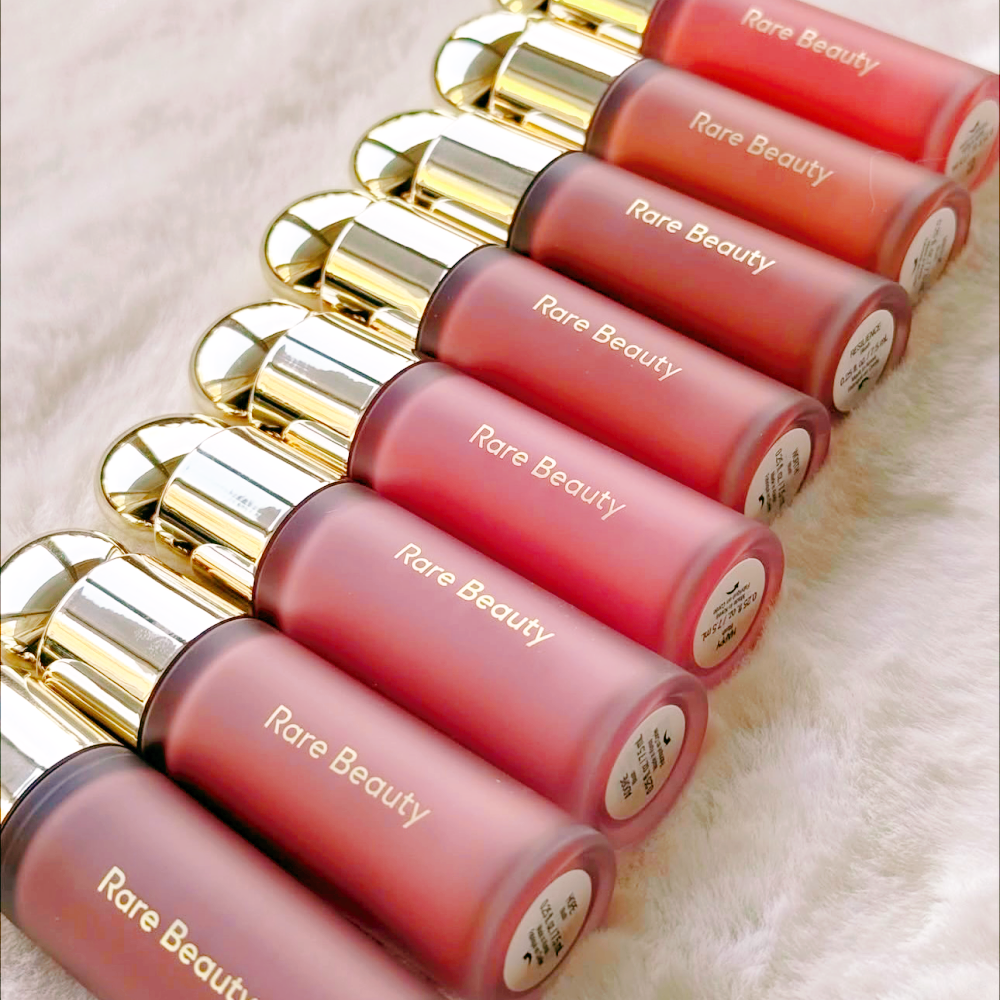Rare Beauty Worth Happy Love J – обзор и цена Rare Beauty Makeup Highlighter