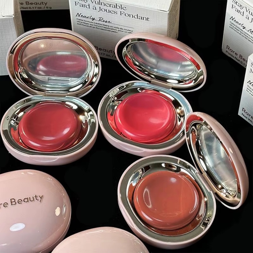 Rare Beauty Powder Blush Porta – обзор и цена Rare Beauty Makeup Highlighter